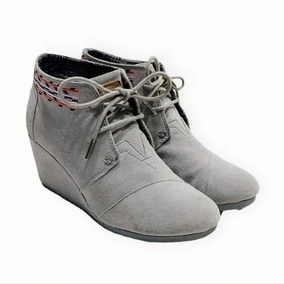 Tom's Suede Wedge Ankle Boots Lace Up Womens Shoes Booties Aztec Pattern Comfy - Picture 1 of 15